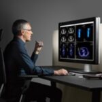 PACS 8MP Clinical Review Monitor with CD/DVD  Burning